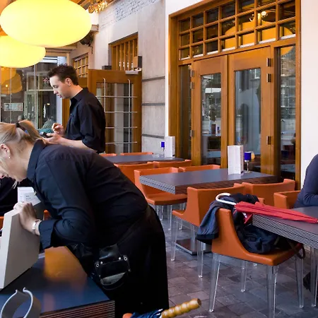 מלון Boetiek Plein Vijf